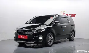 Kia Canival President 7-Seater Limousine 2018
