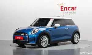 Mini Cooper Third Generation Classic Plus Launch Pack 2023
