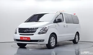 Hyundai Starex CVX Luxury 11-Seater Wagon 2015