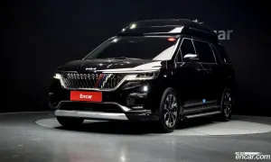 Kia Canival Signature 7-Seater Hi-Limousine 2023
