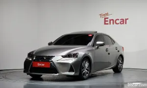 Lexus Is Supreme 2019