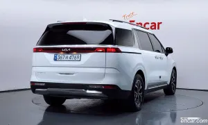Kia Canival 9-Seater Noblesse 2022