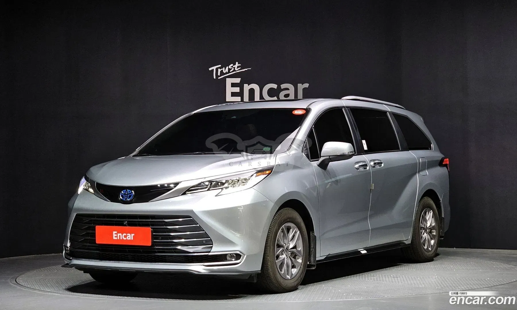 Toyota Sienna 2.5 Hybrid AWD 2024