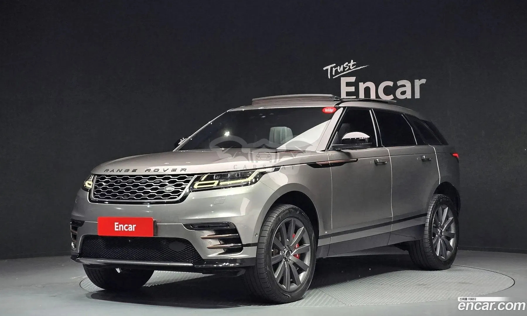 Land rover Range rover velar 3.0 D300 R-Dynamic HSE 2018