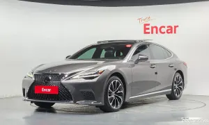 Lexus Ls 3.5 Luxury AWD 2021