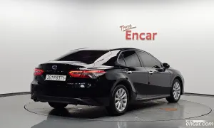 Toyota Camry 2.5 LE Hybrid 2019