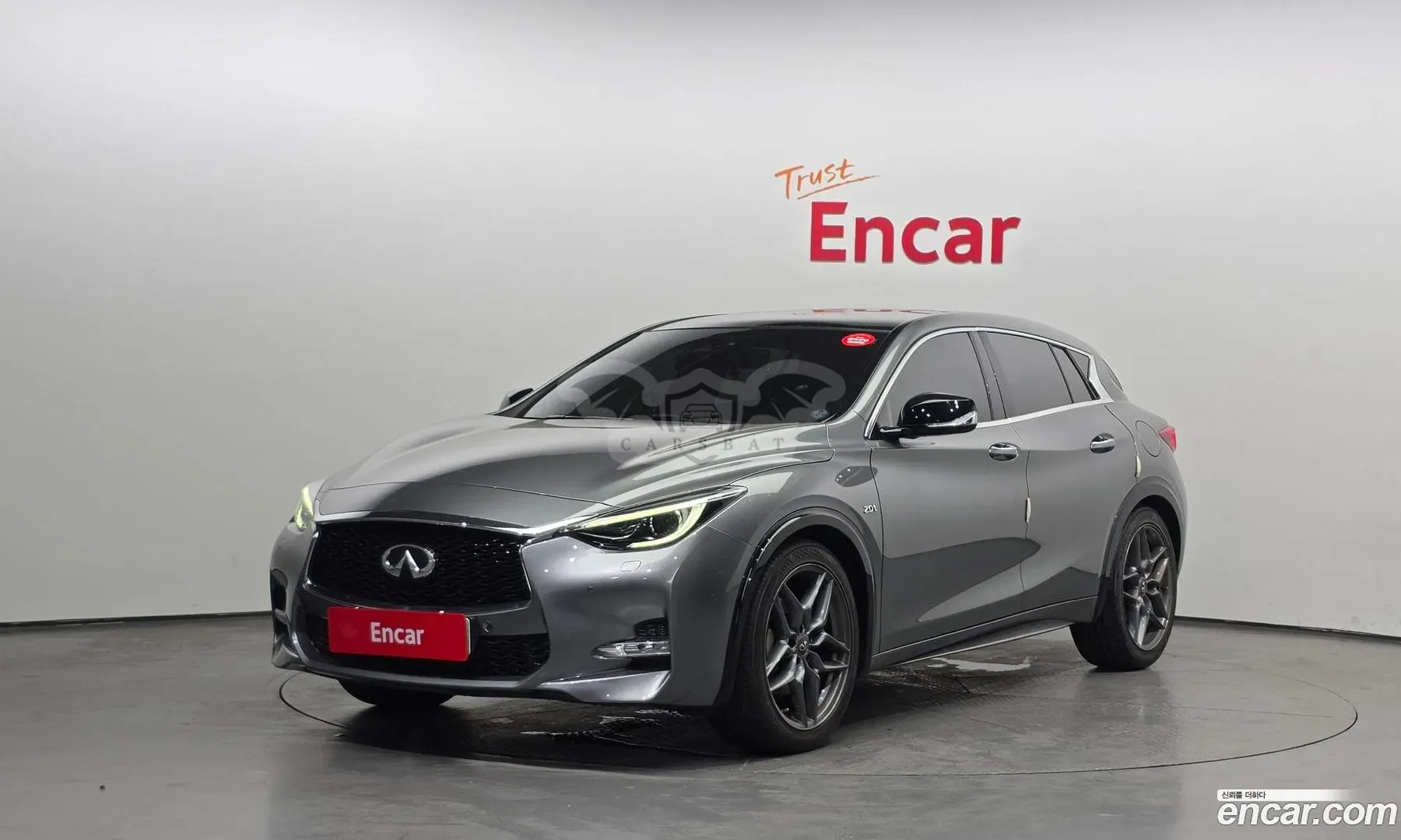 Infiniti Q30 2.0 Premium 2017