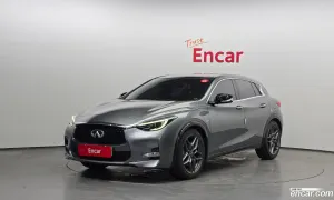 Infiniti Q30 2.0 Premium 2017