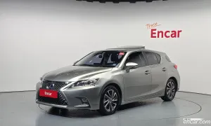 Lexus Ct200h ZWA10 1.8 Supreme 2018
