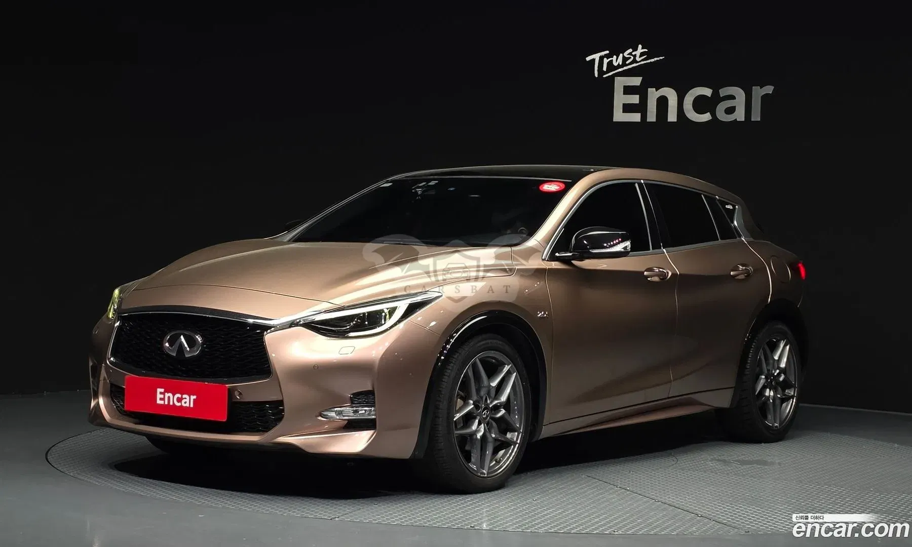 Infiniti Q30 2.0 Premium 2017