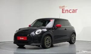 Mini Cooper 3rd SE Electric 2023