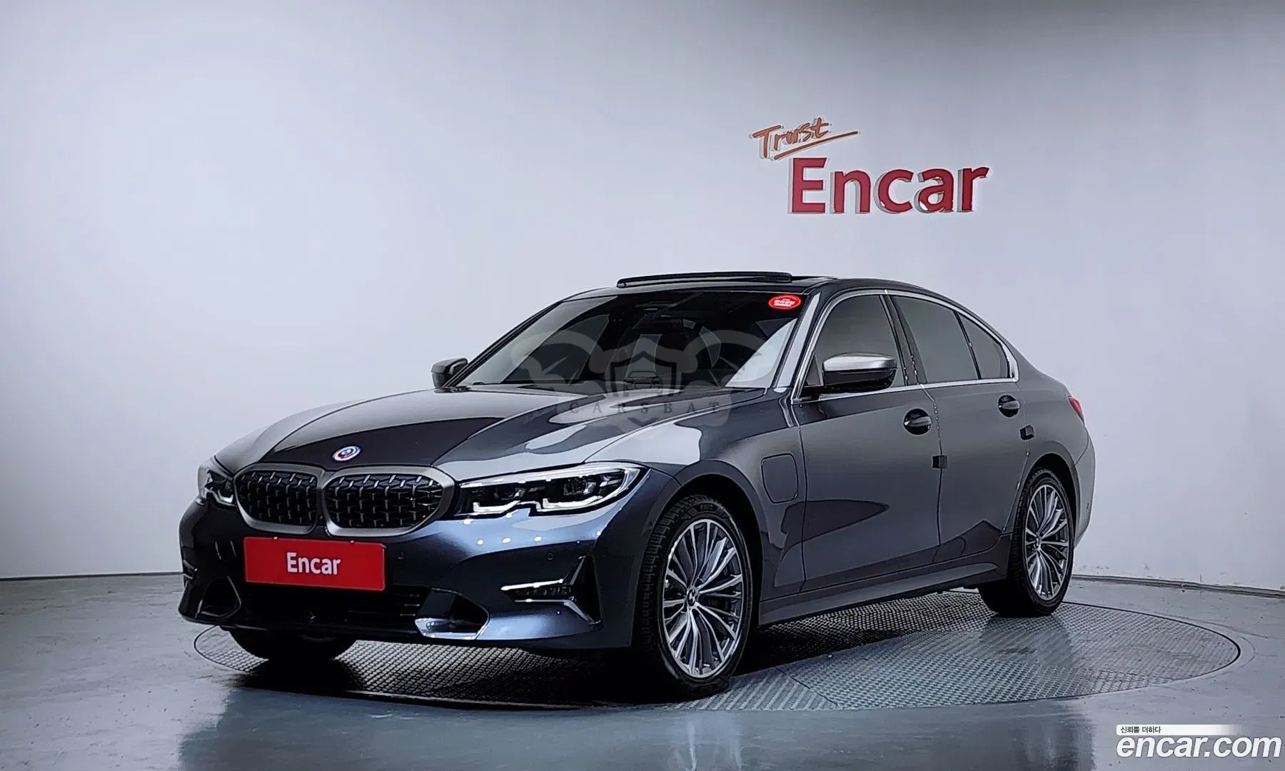 Bmw 3-series 330e Luxury 2021