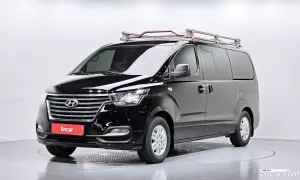 Hyundai Starex Modern Van 5-Seater 2019