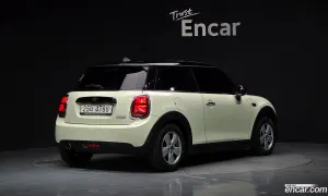 Mini Cooper Third Generation Standard 2019