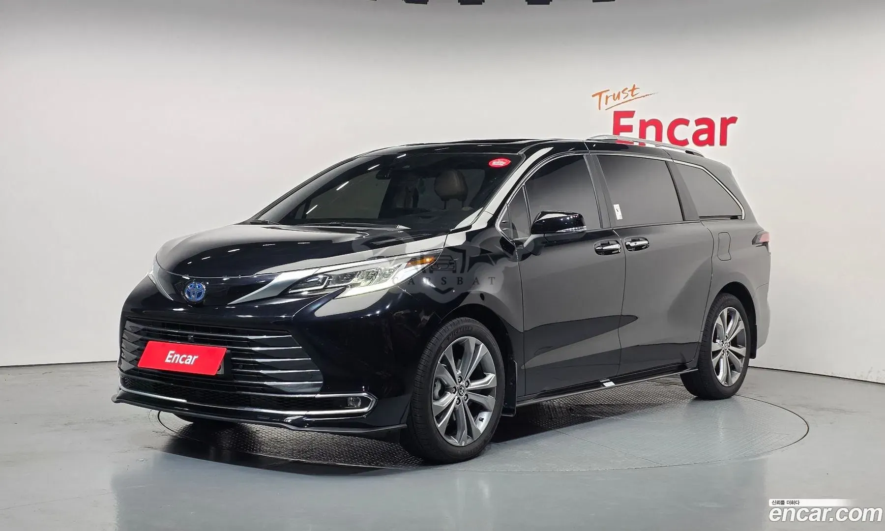 Toyota Sienna 2.5 Hybrid 2WD 2024