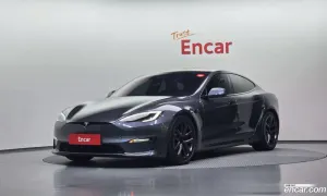 Tesla Model s Plaid 2023