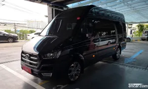 Hyundai Solati Luxury 15-seater 2023