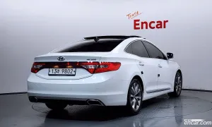 Hyundai Grandeur HG240 Modern 2014