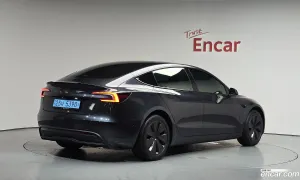 Tesla Model 3 RWD 2024