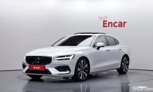 Volvo S60 B5 Ultimate Bright 2022