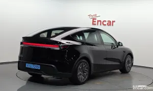Tesla Model y L Long Range AWD 2026