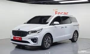Kia Canival 9-Seater Prstige 2018