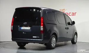 Hyundai Staria Modern Cargo 3-Seater 2023
