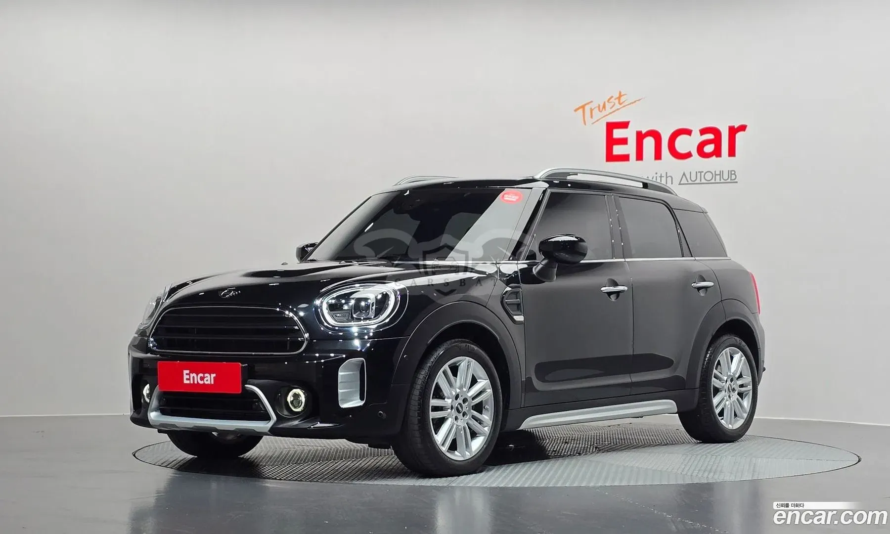 Mini Countryman 2nd Gen Classic Plus Launch Pack 2023