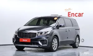 Kia Canival President 7-Seater Limousine 2018