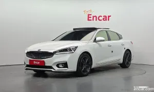 Kia K7 3.0 LPI Luxury (Rental Car) 2017
