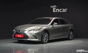 Lexus Es Luxury 2020