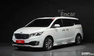 Kia Canival VIP 7-seater Limousine 2017