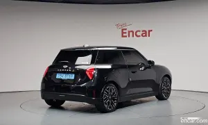 Mini Cooper SE Favoured 2024