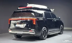Kia Canival Signature HEV 9-Seater Hi-Limousine 2024