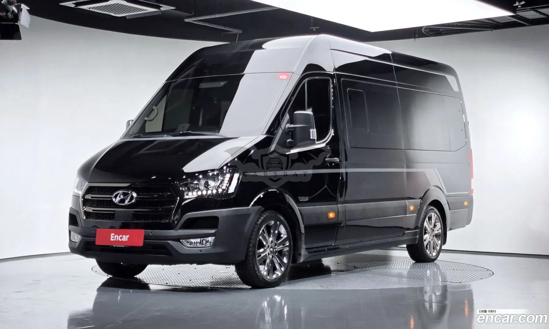 Hyundai Solati Luxury 11-Seater 2021