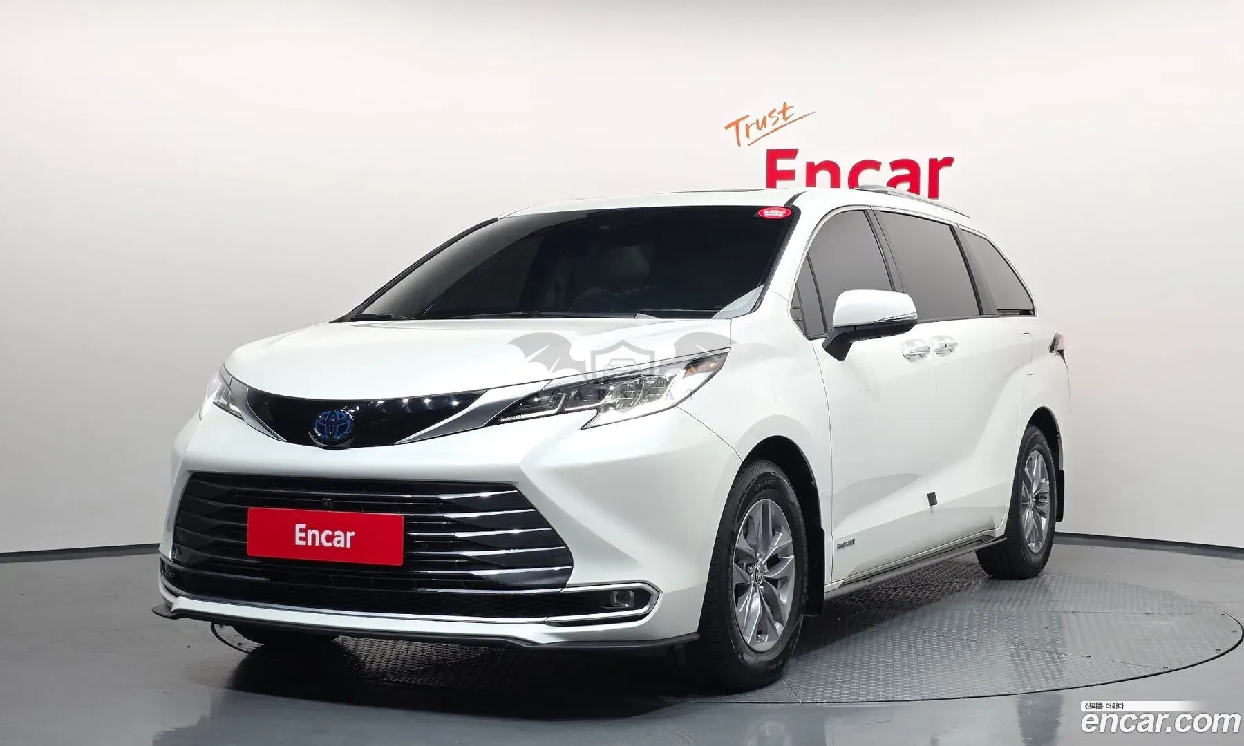 Toyota Sienna 2.5 Hybrid AWD 2021