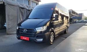 Hyundai Solati Luxury 15-seater 2017