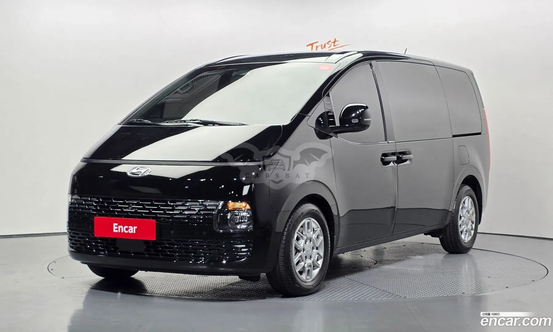 Hyundai Staria Modern Cargo 5-Seater 2021