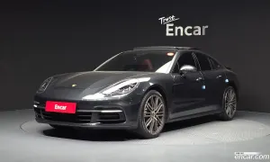 Porsche Panamera 3.0 AWD 2020