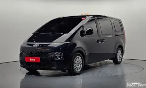 Hyundai Staria Modern Cargo 3-Seater 2024
