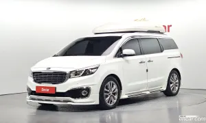 Kia Canival 9-seater Prestige 2016