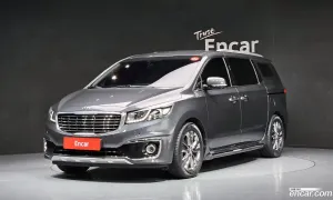Kia Canival 9-seater Noblesse 2016
