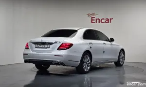 Mercedes-benz E-class E300 4MATIC Exclusive 2018