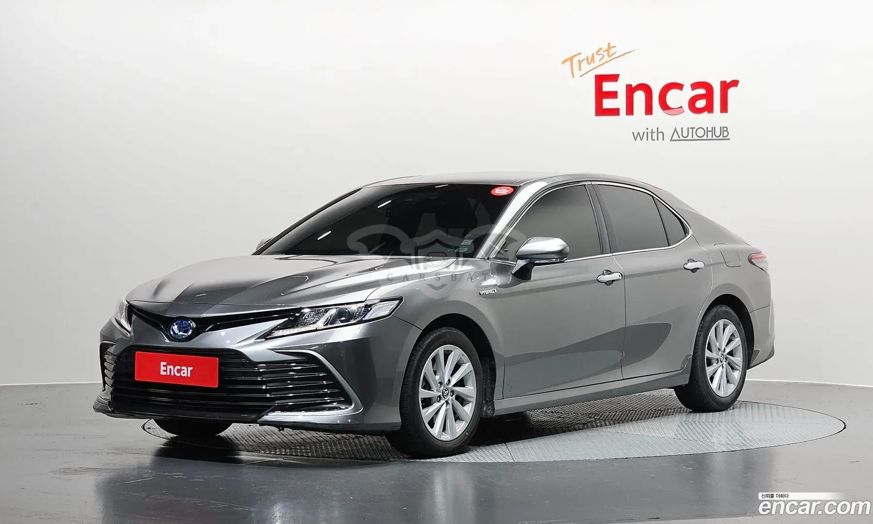 Toyota Camry 2.5 LE Hybrid 2023