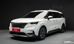Kia Canival 9-Seater Signature 2023