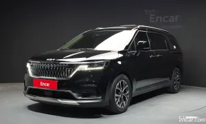 Kia Canival 11-Seater Signature 2023
