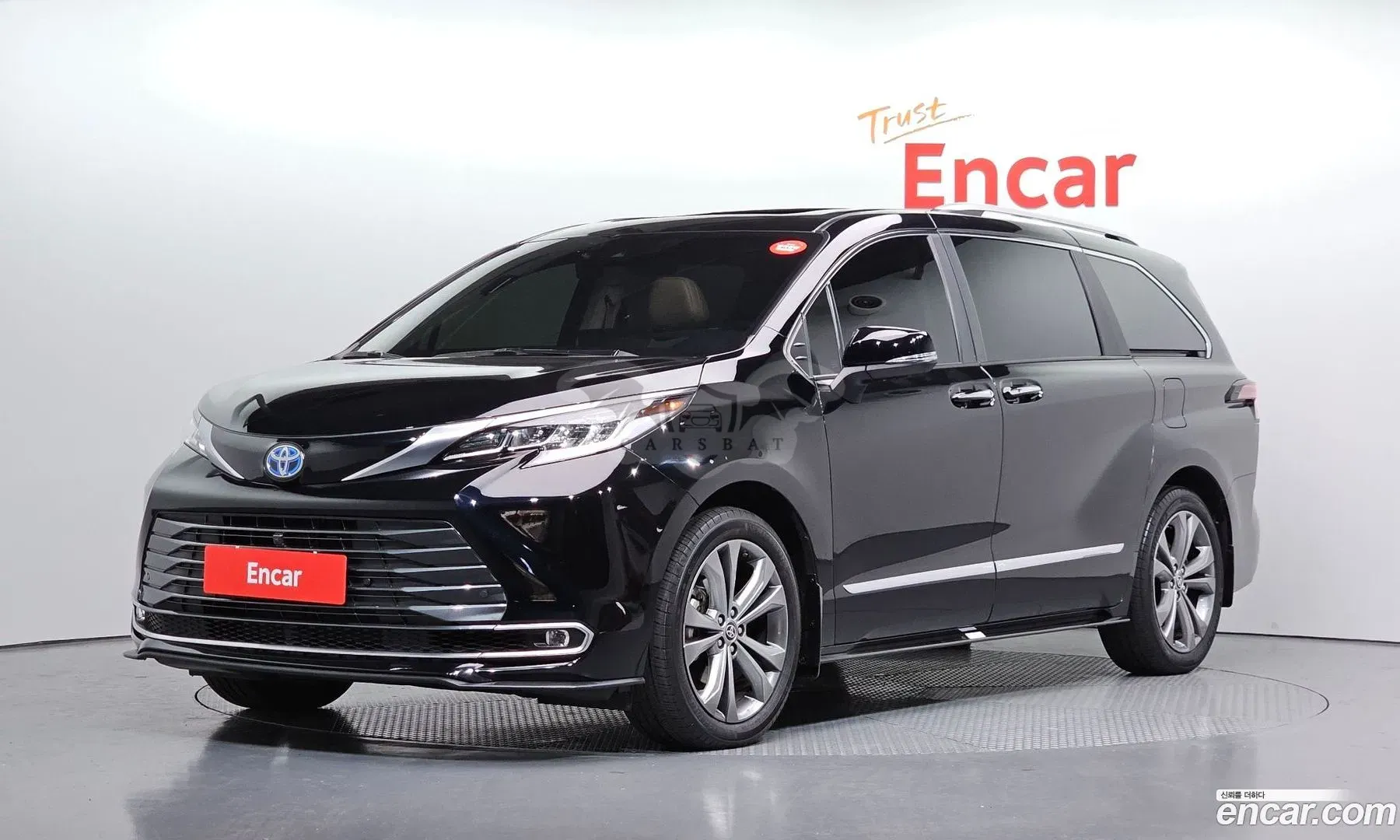 Toyota Sienna 2.5 Hybrid 2WD 2024
