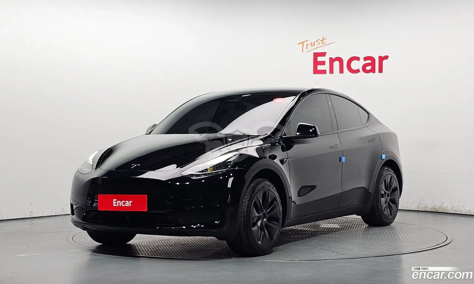 Tesla Model y RWD 2025