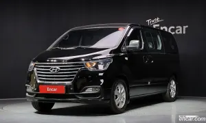 Hyundai Starex Premium Urban 9-Seater 2019