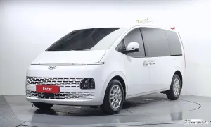 Hyundai Staria Modern Cargo 3-Seater 2023